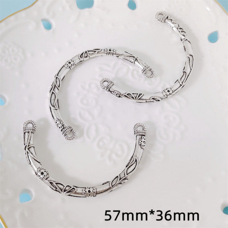 【P061】Half Bangle-High quality charms