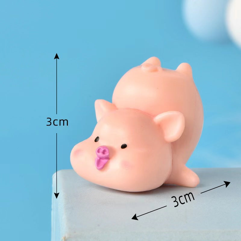 【O004】Little Piggy desk ornament