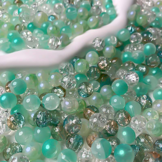 【A749】Minty Fresh - High quality  glass beads (pack on live)